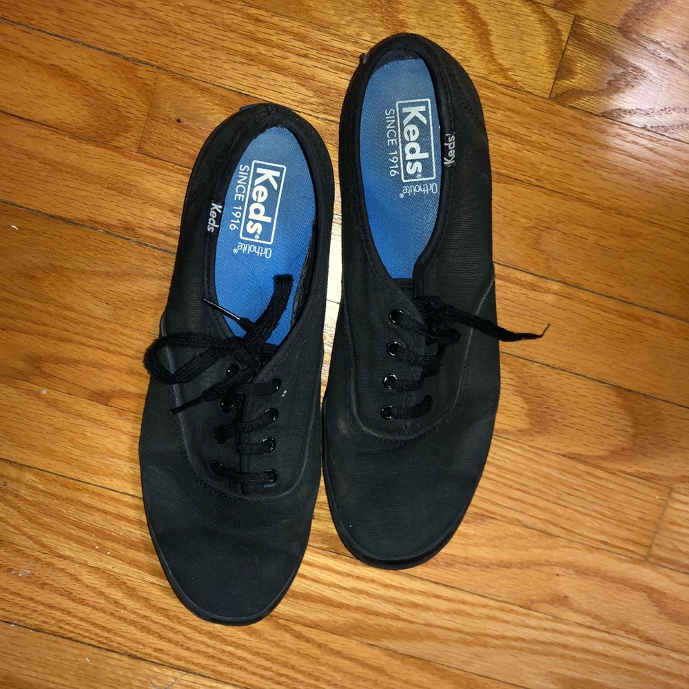 Women’s keds